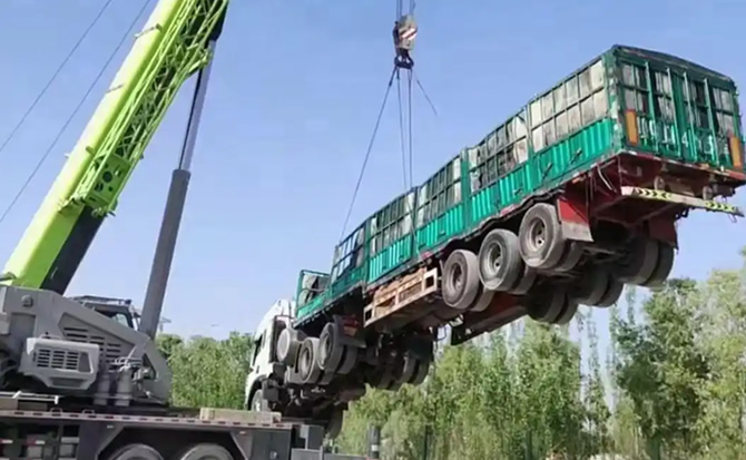 楚雄彝族自治州道路脱困救援案例